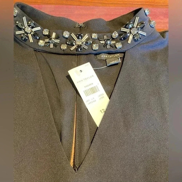 Ann Taylor Black Jewel Neck Blouse, 12, NWT - Picture 5 of 9